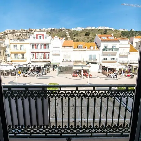 Cosy House In With Sea View Dom wakacyjny Nazaré